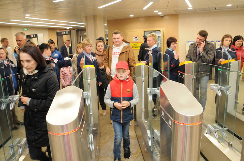 Более 3 300 человек проехали по новой ветке метро в Нижнем Новгороде 12 июня