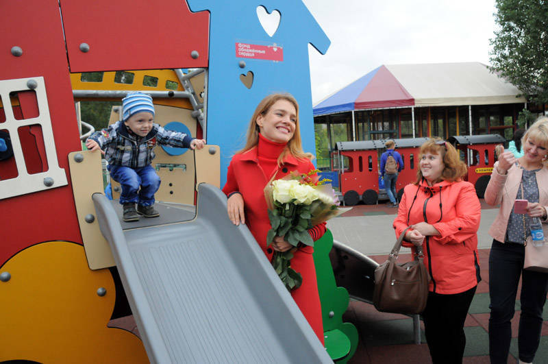 Инклюзивный игровой парк открыла в Нижнем Новгороде Наталья Водянова (фоторепортаж)