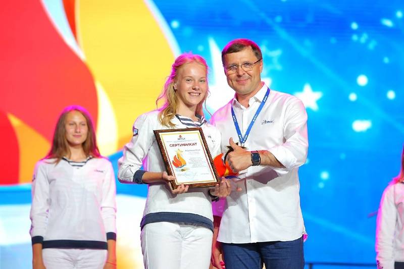 Ученица школы №186 Нижнего Новгорода Юлия Корнилова завоевала «Звезду Артека»