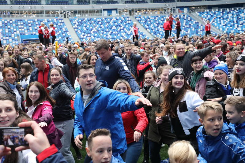Более 5 тысяч человек приняли участие в общерегиональной зарядке в рамках международного форума «Россия – спортивная держава»