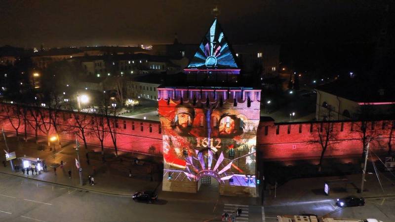 Глеб Никитин: «Праздничная инсталляция украсит Дмитриевскую башню в День народного единства»